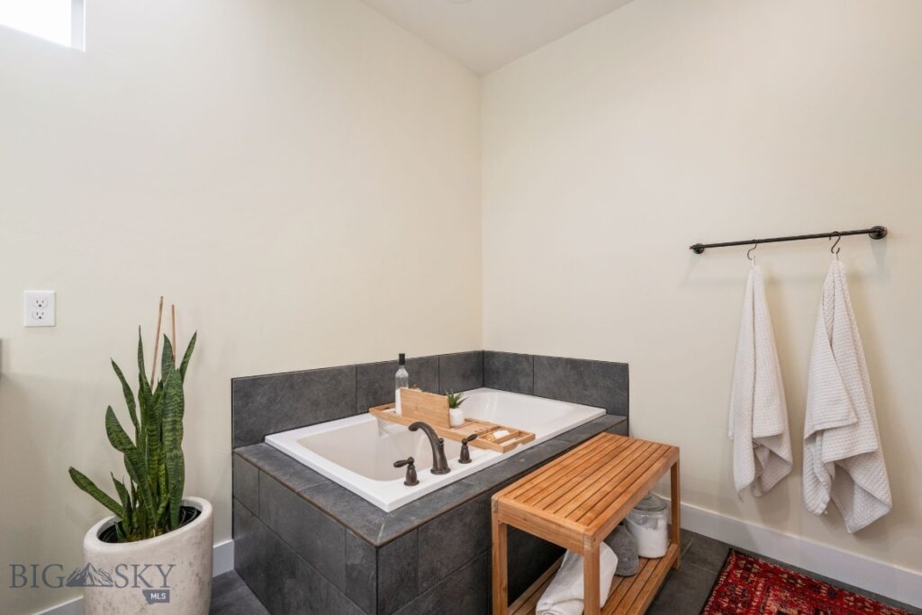 110 Silverwood Loop, Dillon MT 59725