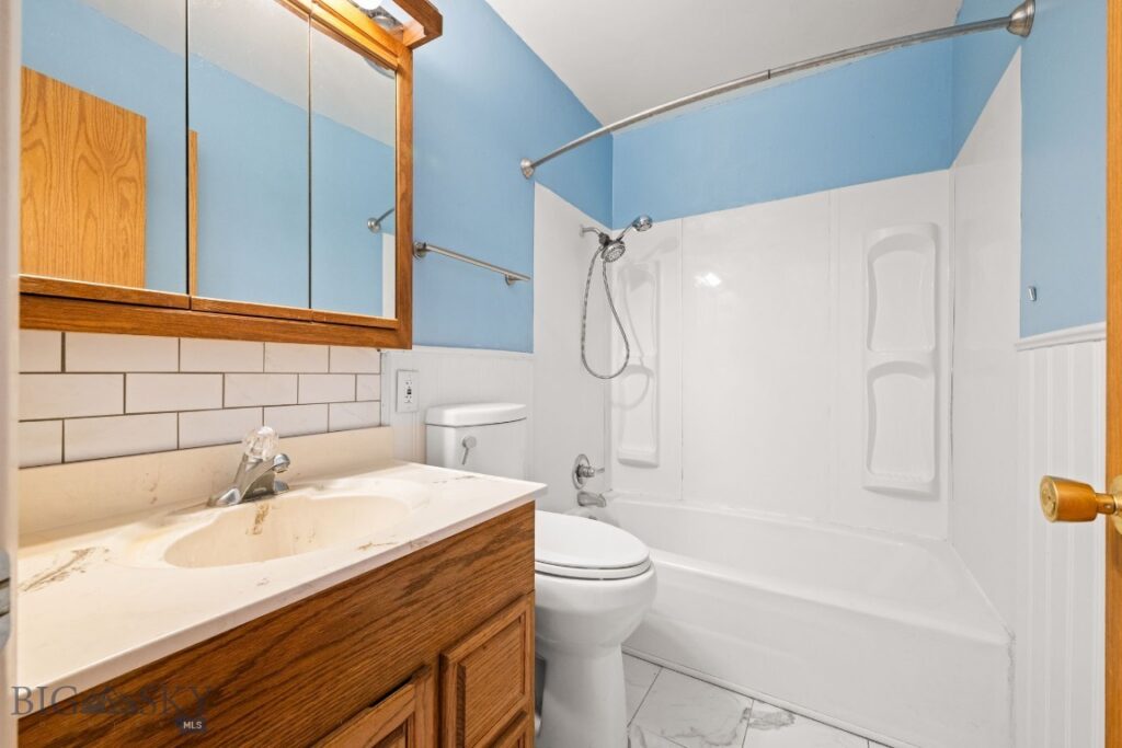 38 N Walnut Street, Dillon MT 59725
