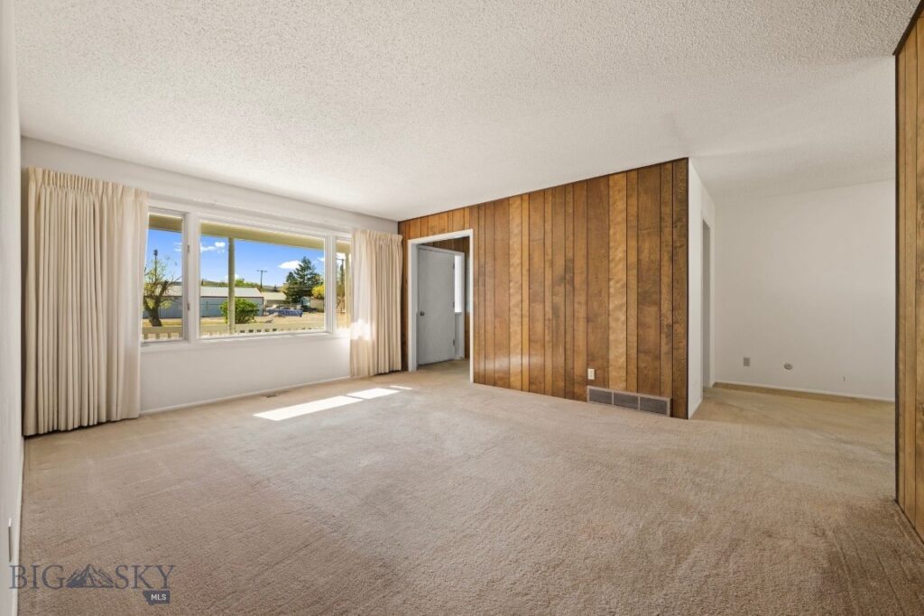 38 N Walnut Street, Dillon MT 59725