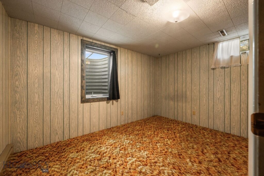 38 N Walnut Street, Dillon MT 59725