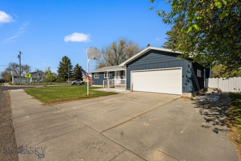 38 N Walnut Street, Dillon MT 59725