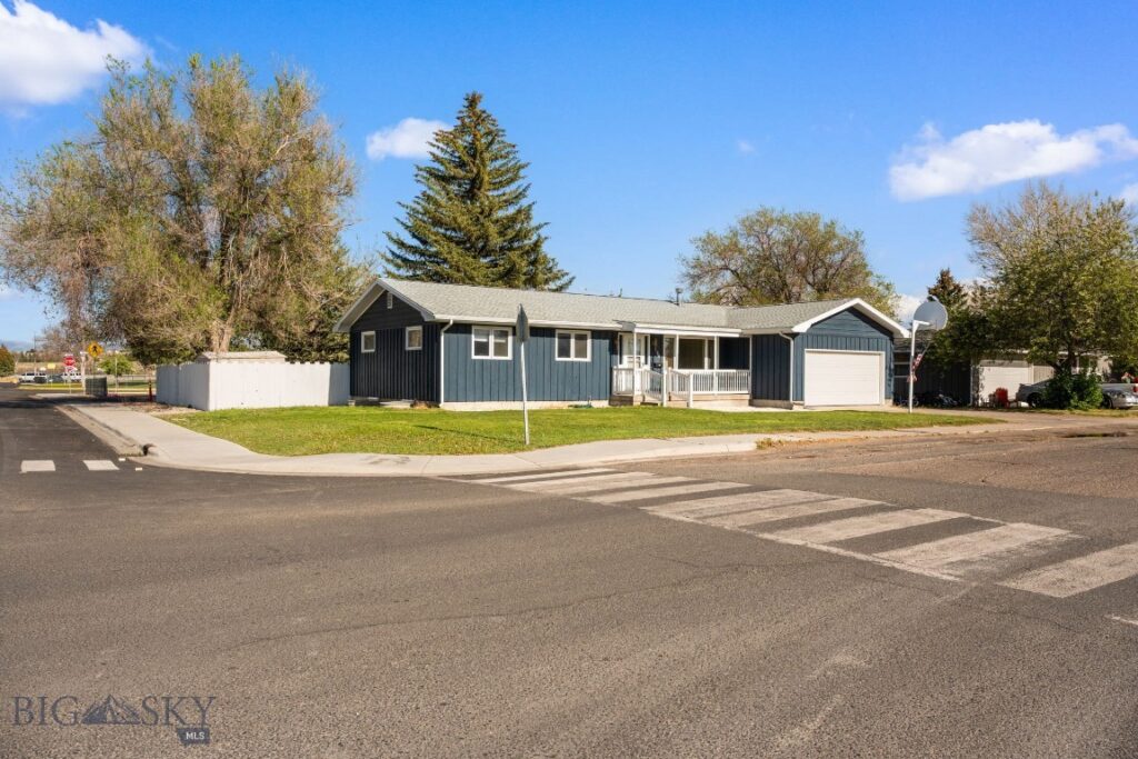 38 N Walnut Street, Dillon MT 59725