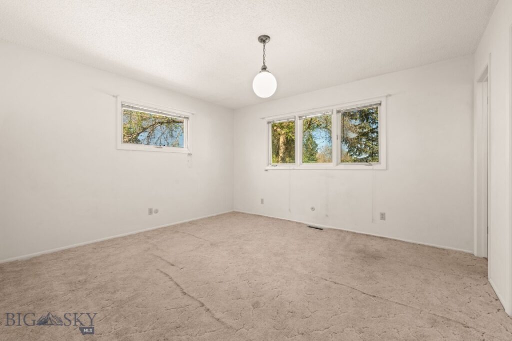 38 N Walnut Street, Dillon MT 59725