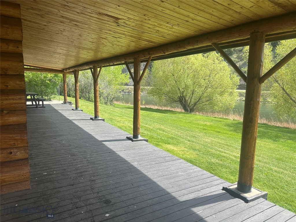 68 River Drive, Cascade MT 59421