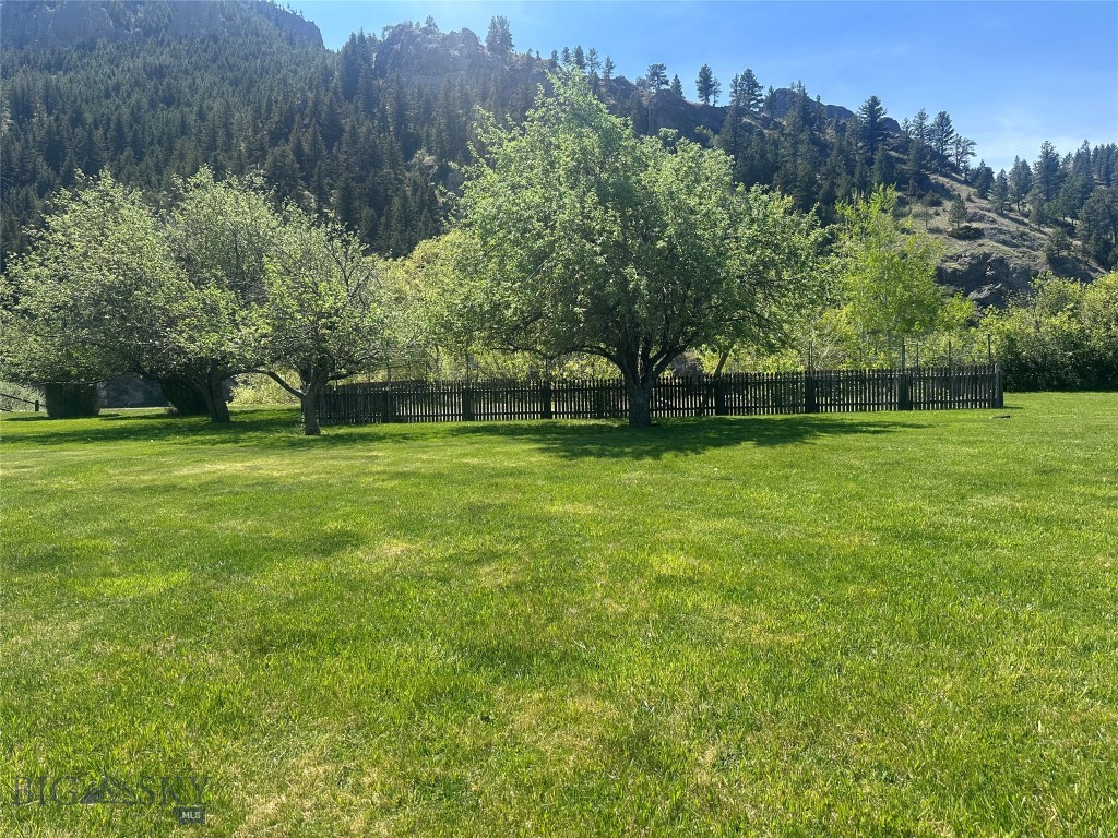 68 River Drive, Cascade MT 59421