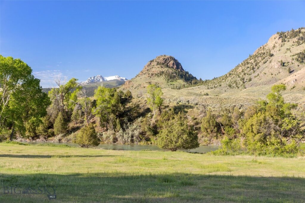 TBD US HWY 89 S, Gardiner MT 59030