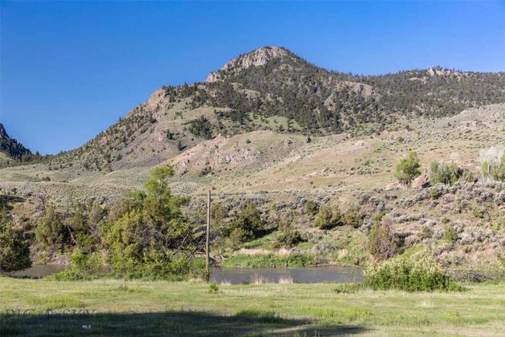 TBD US HWY 89 S, Gardiner MT 59030