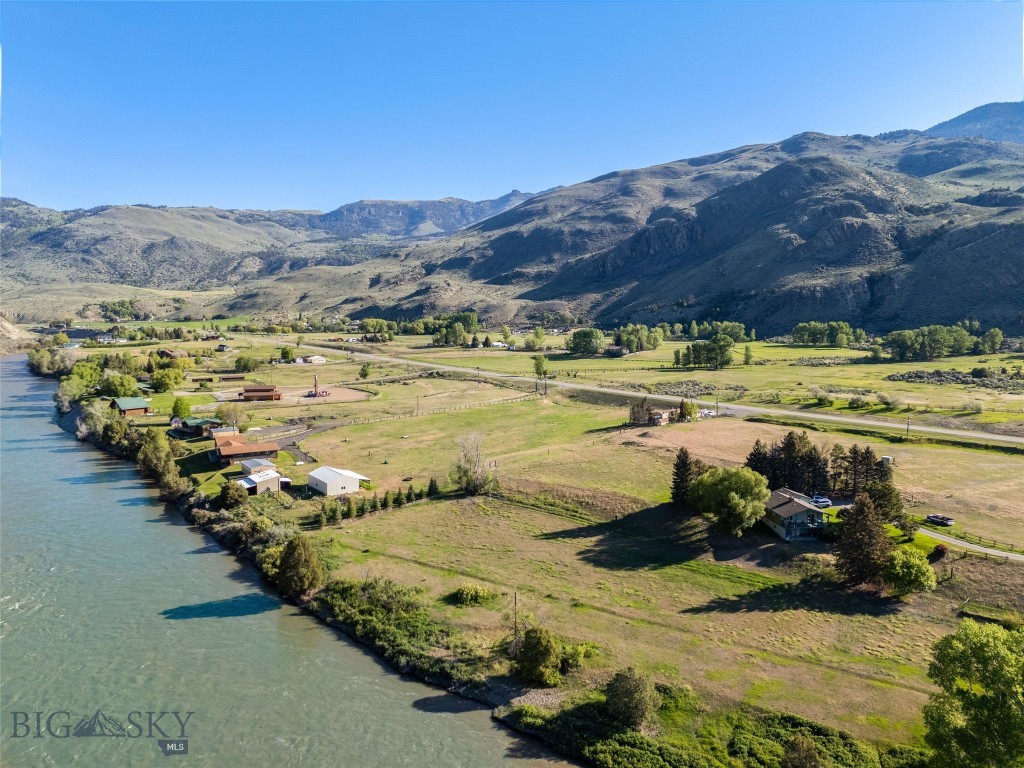 TBD US HWY 89 S, Gardiner MT 59030