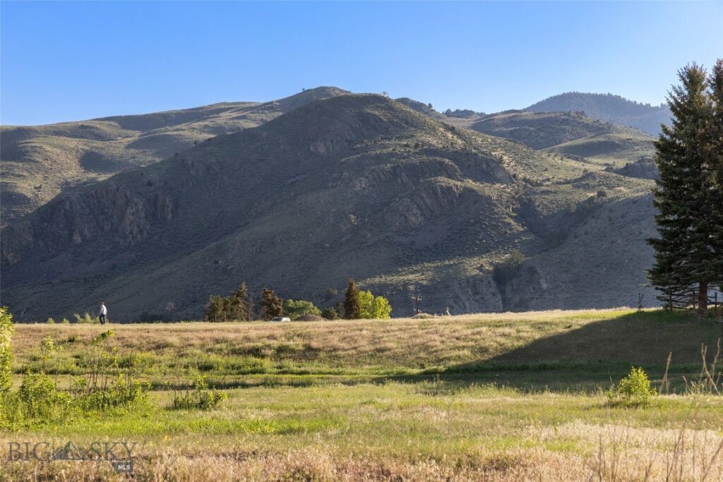 TBD US HWY 89 S, Gardiner MT 59030