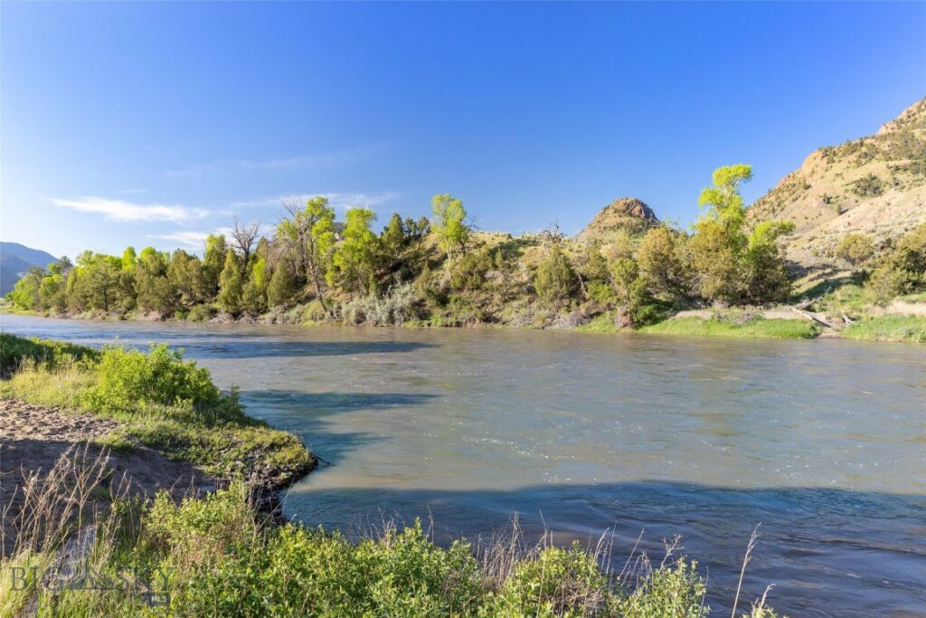 TBD US HWY 89 S, Gardiner MT 59030