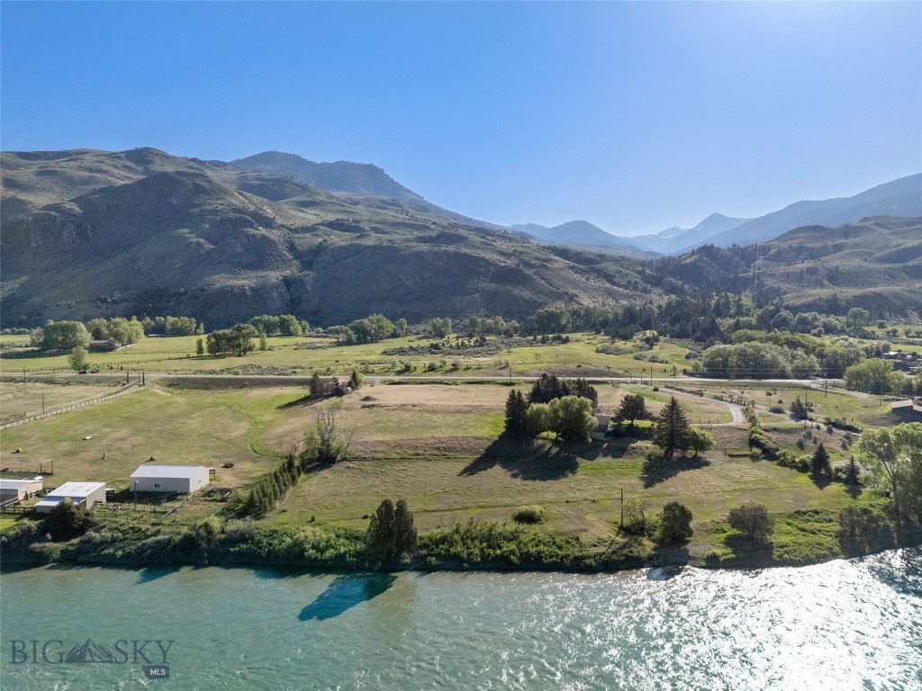 TBD US HWY 89 S, Gardiner MT 59030