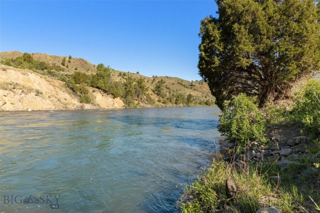TBD US HWY 89 S, Gardiner MT 59030