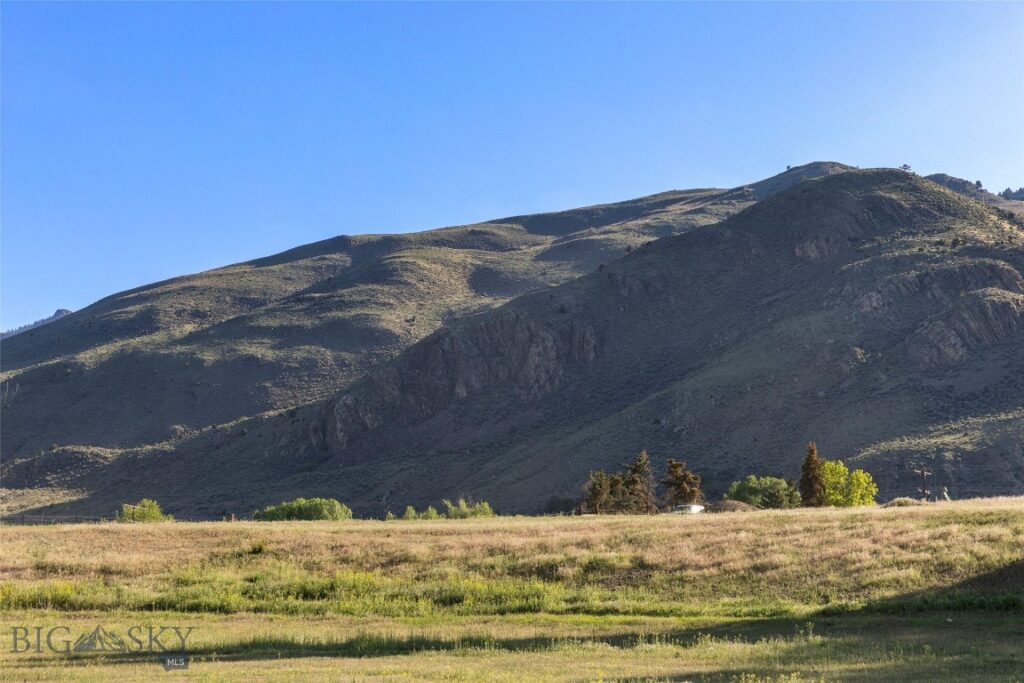 TBD US HWY 89 S, Gardiner MT 59030
