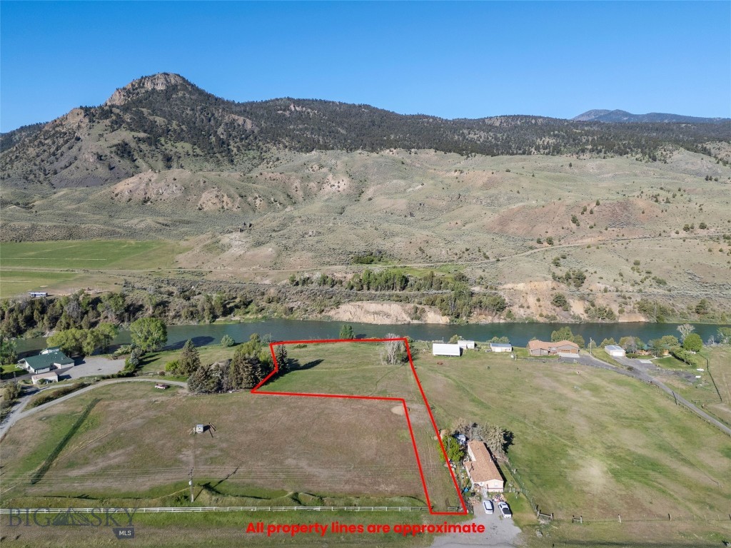 TBD US HWY 89 S, Gardiner MT 59030