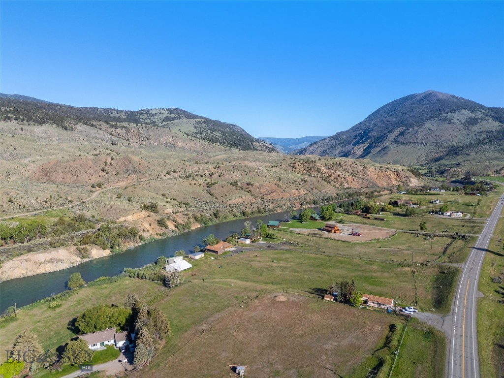 TBD US HWY 89 S, Gardiner MT 59030