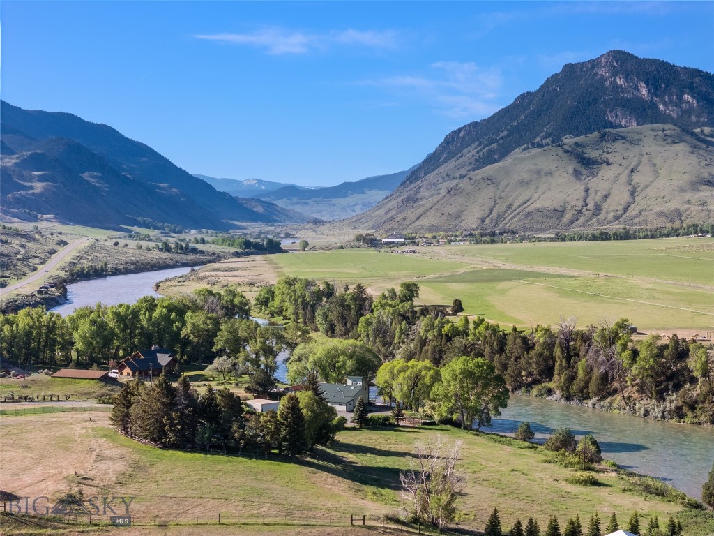 TBD US HWY 89 S, Gardiner MT 59030