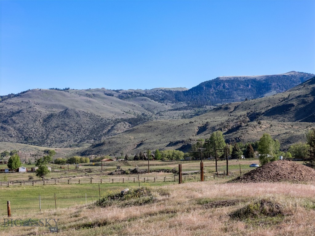 TBD US HWY 89 S, Gardiner MT 59030