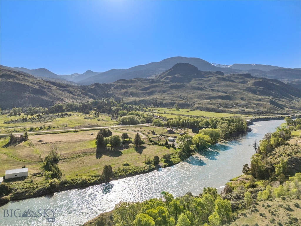 TBD US HWY 89 S, Gardiner MT 59030