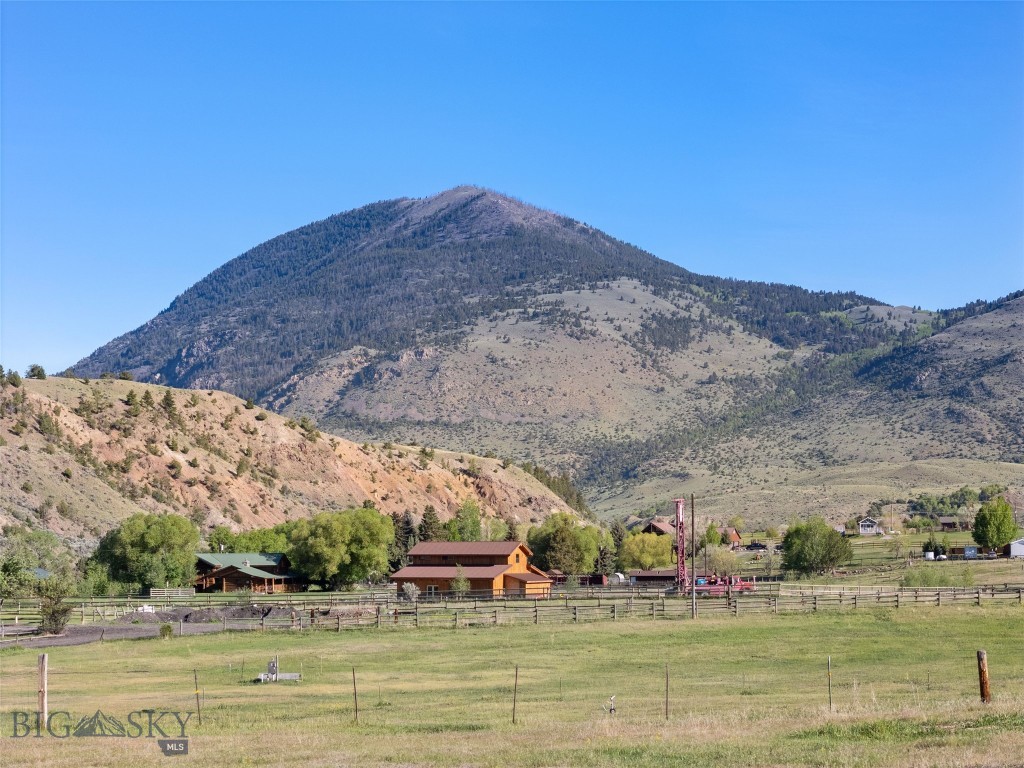TBD US HWY 89 S, Gardiner MT 59030