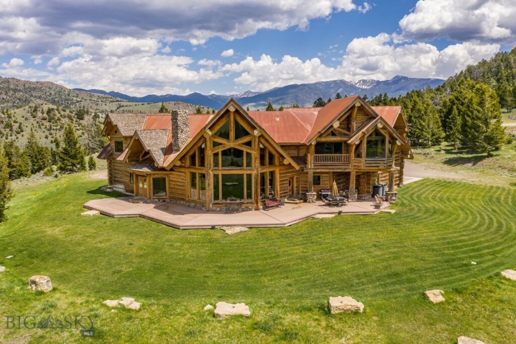 569/571 Cinnabar Basin Road, Gardiner MT 59030