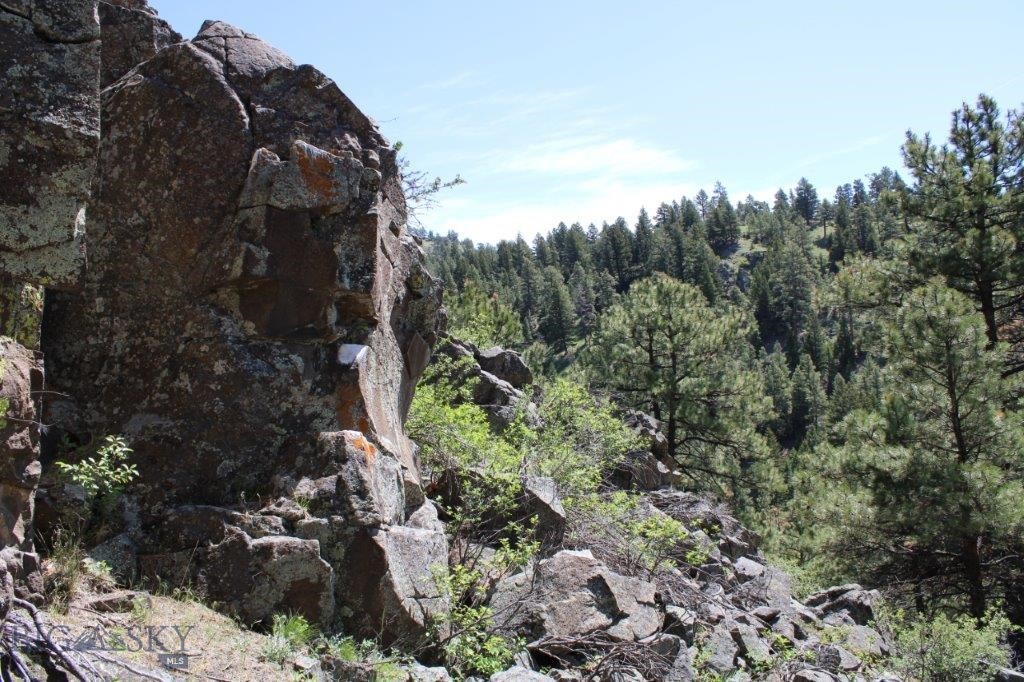 6 Pine Coulee, Cascade MT 59421