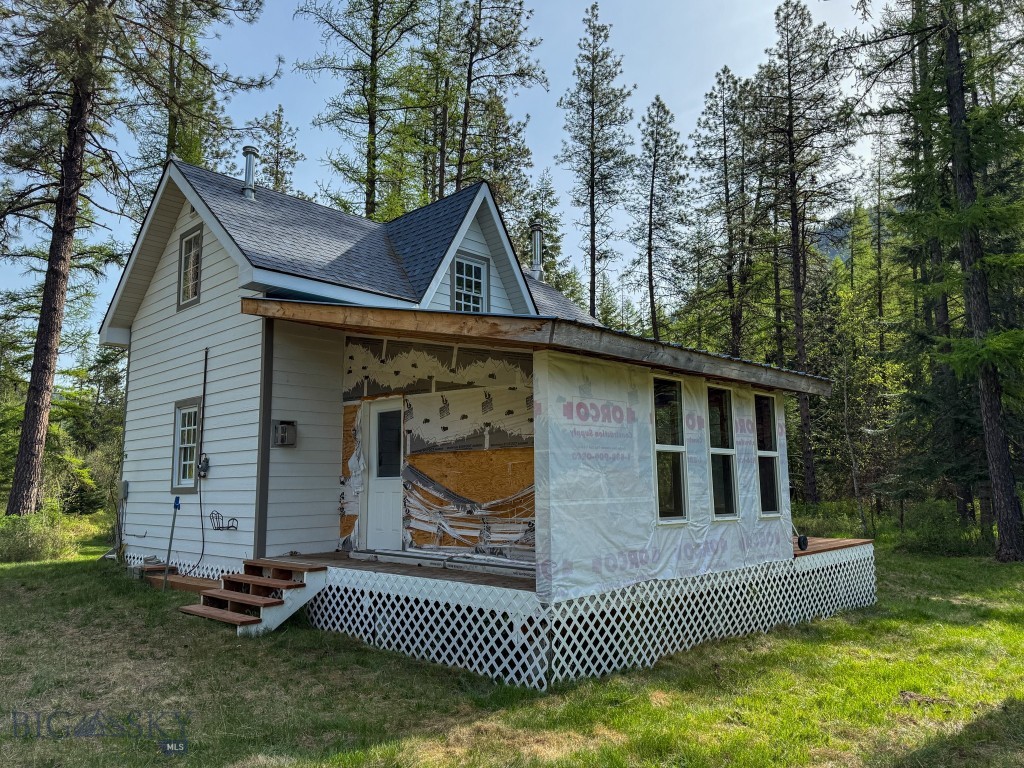 168 Hope Valley Road, Trout Creek MT 59874