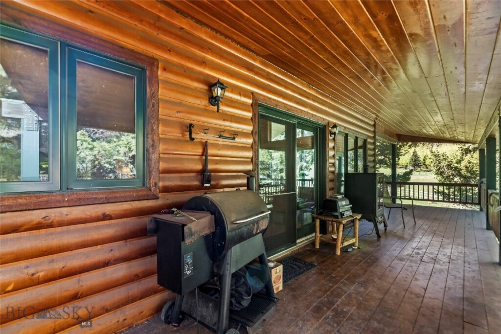 283 S Rock Creek Road, Emigrant MT 59027