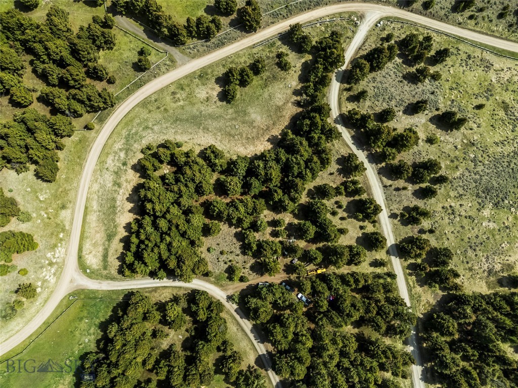 283 S Rock Creek Road, Emigrant MT 59027
