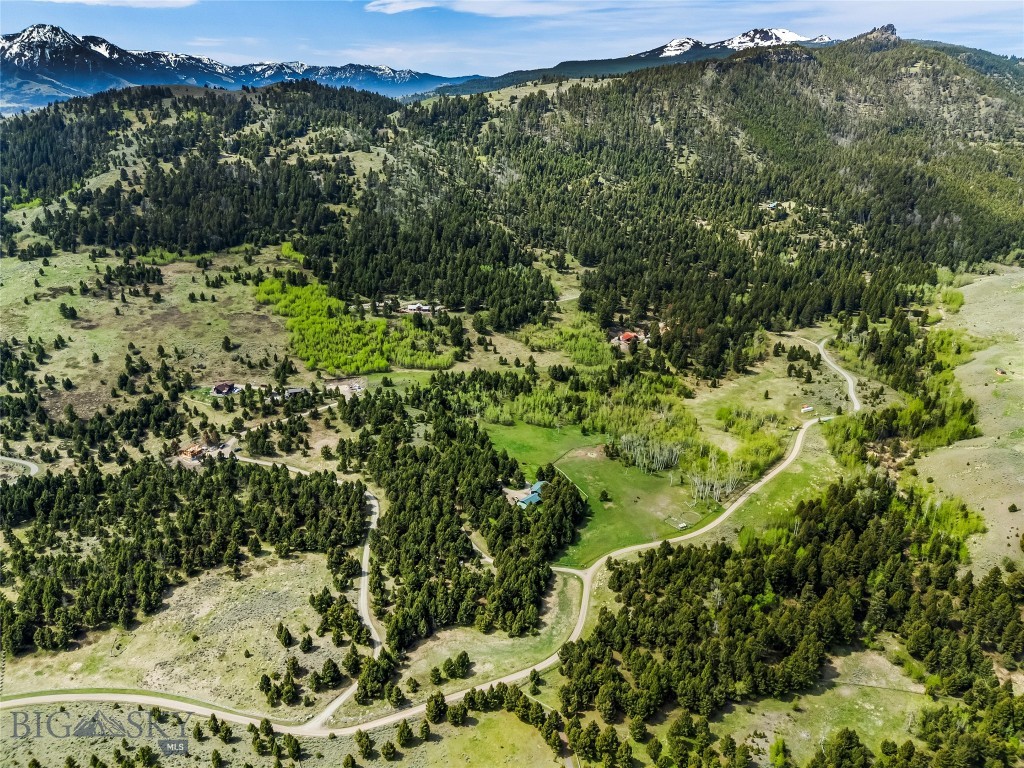 283 S Rock Creek Road, Emigrant MT 59027