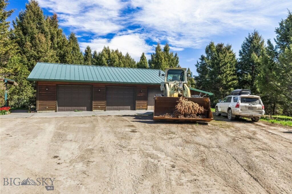 283 S Rock Creek Road, Emigrant MT 59027
