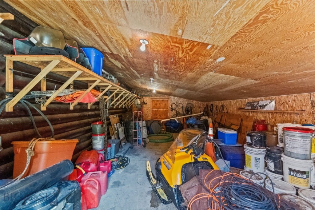 283 S Rock Creek Road, Emigrant MT 59027