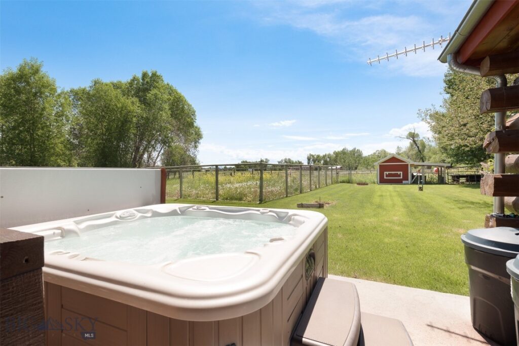 2490 E Cedar Meadows Lane, Manhattan MT 59741