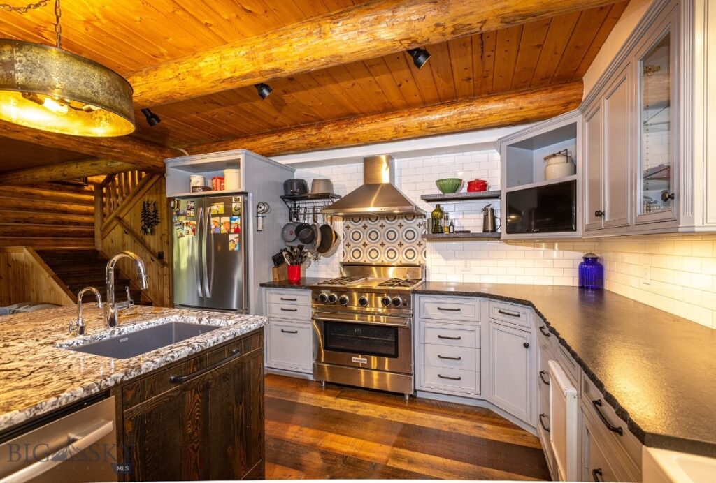 587 Cozy Lane, Helmville MT 59843