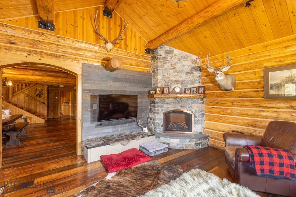 587 Cozy Lane, Helmville MT 59843