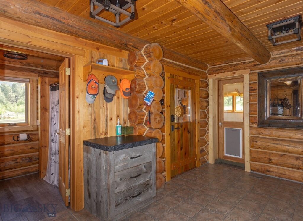 587 Cozy Lane, Helmville MT 59843