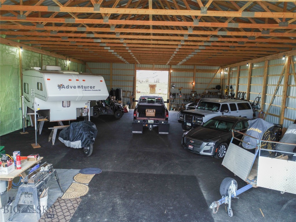 4125 US Highway 89 S, Livingston MT 59047