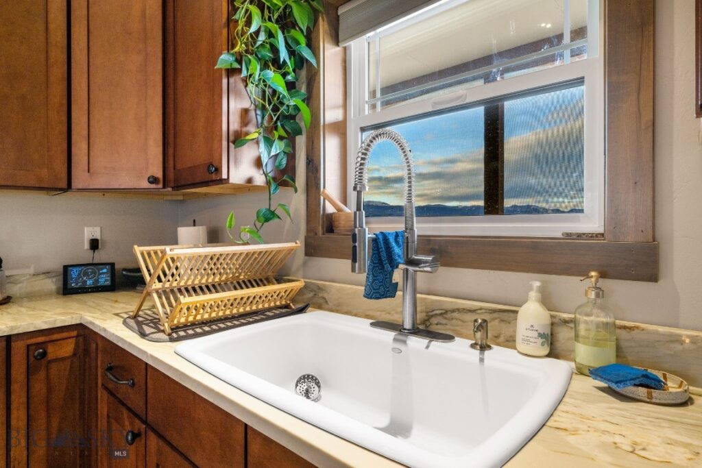 380 Mill Gulch Road, Sheridan MT 59749