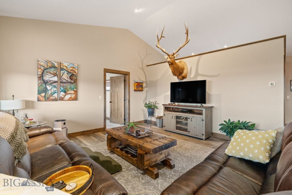 380 Mill Gulch Road, Sheridan MT 59749