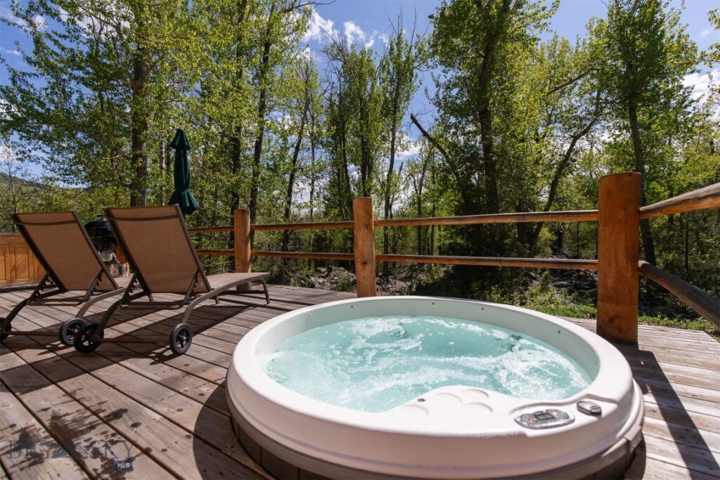 9 Booth Gulch Lane, Sheridan MT 59749