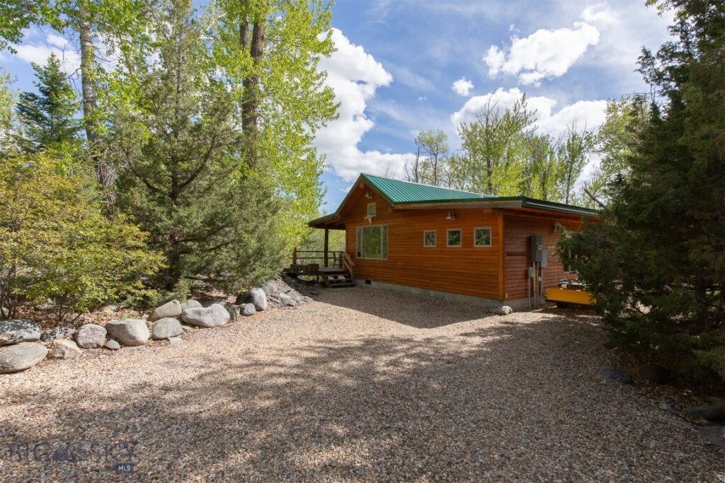 9 Booth Gulch Lane, Sheridan MT 59749