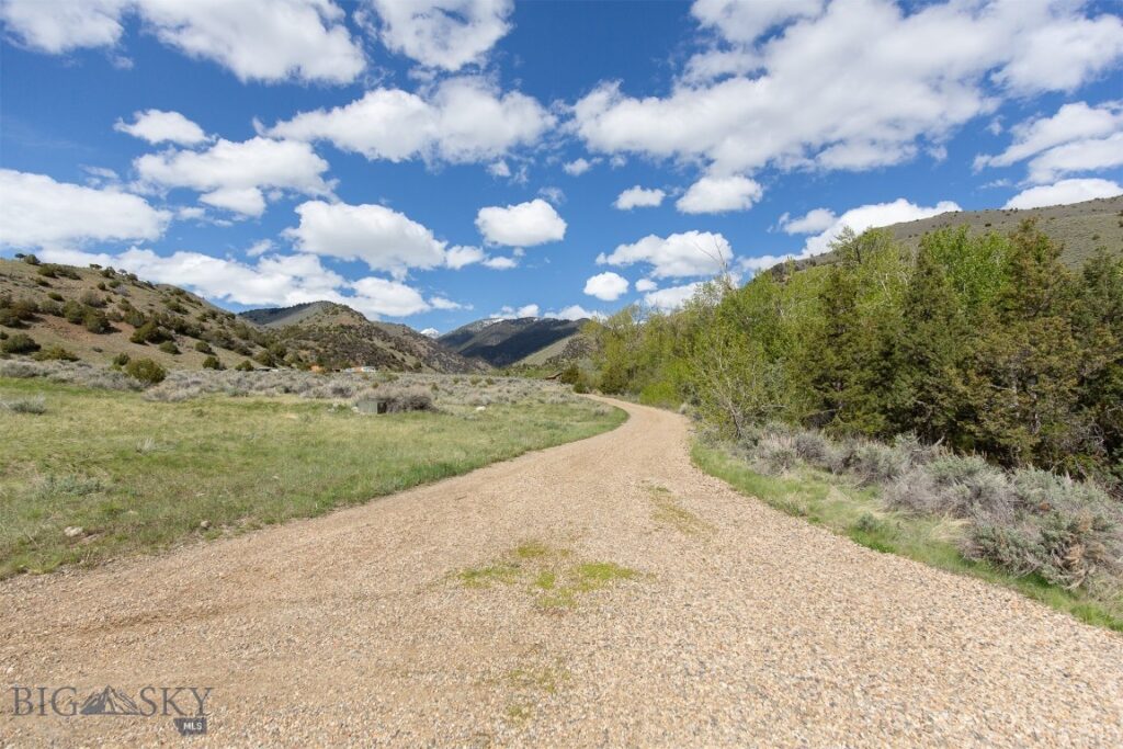 9 Booth Gulch Lane, Sheridan MT 59749