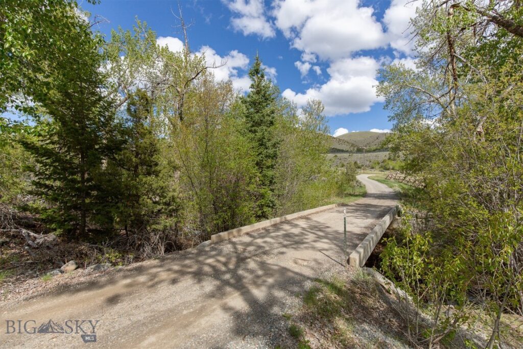 9 Booth Gulch Lane, Sheridan MT 59749