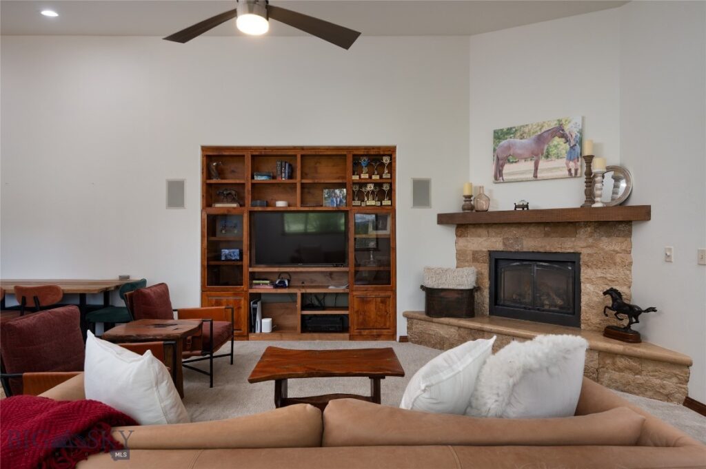 2490 E Cedar Meadows Lane, Manhattan MT 59741