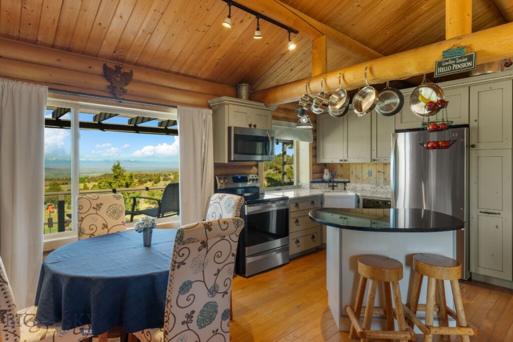 25 Sundowner Road, Sheridan MT 59749