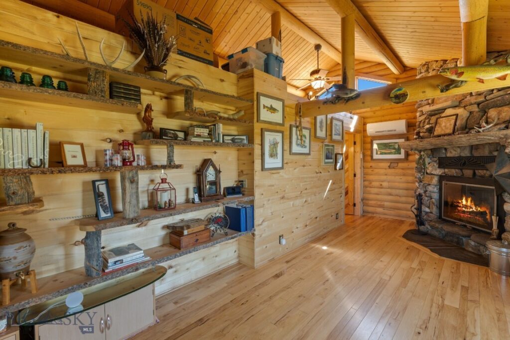 25 Sundowner Road, Sheridan MT 59749