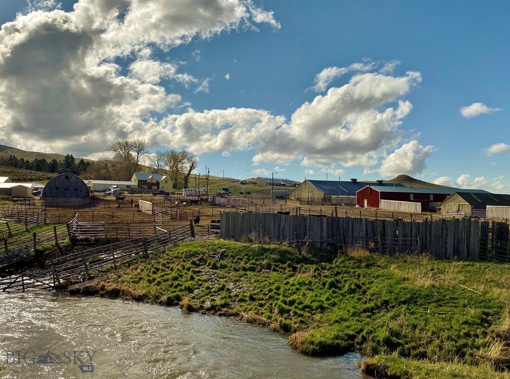 8950 Chevallier Drive, Helena MT 59602