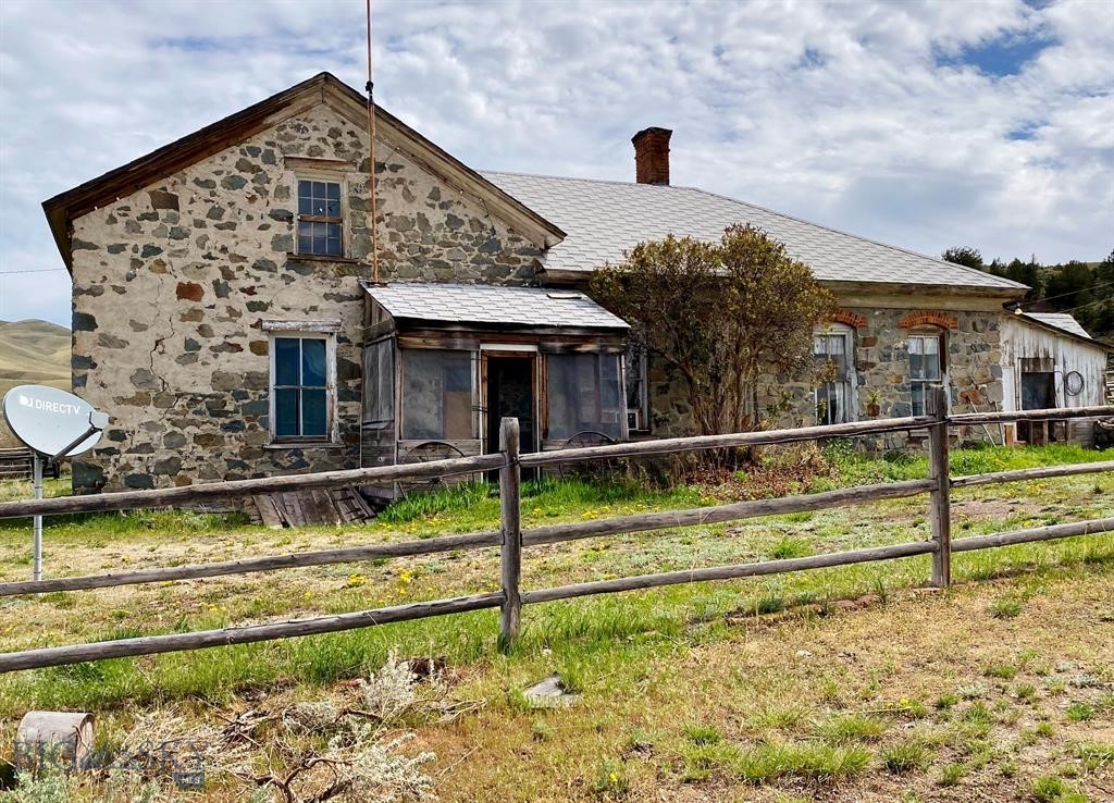 8950 Chevallier Drive, Helena MT 59602