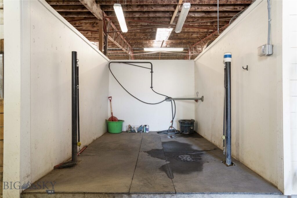 770 McReynolds Road, Bozeman MT 59718