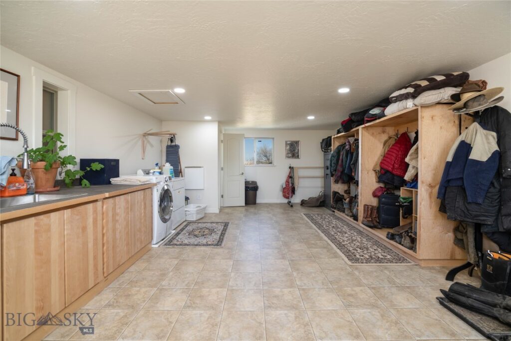770 McReynolds Road, Bozeman MT 59718