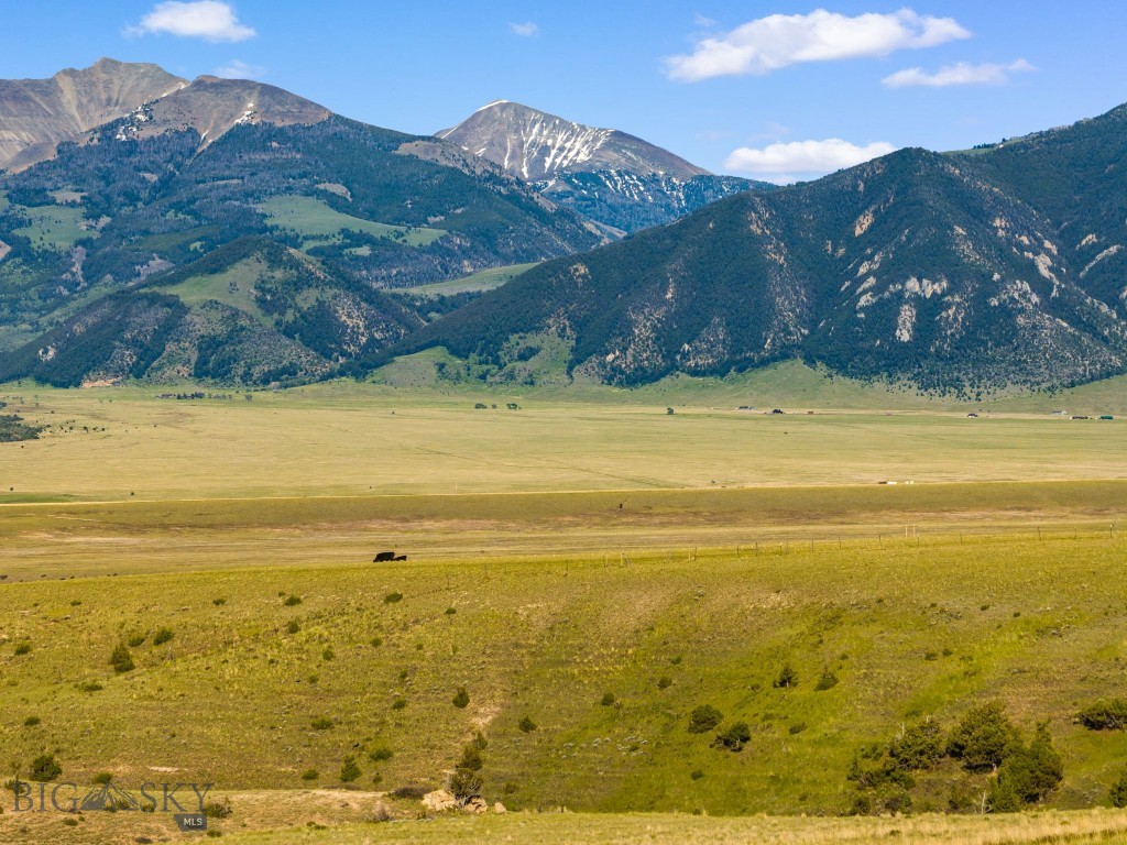 60 acres Raghorn Court, Ennis MT 59729